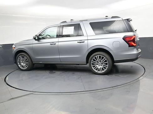 Used 2023 Ford Expedition Max Limited AWD/4WD image 6