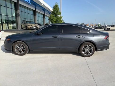 Used 2024 Honda Accord EX image 6