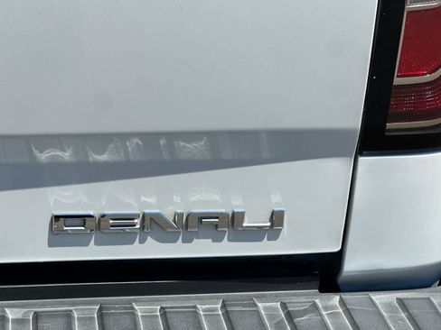 Used 2017 GMC Sierra 1500 Denali w/ Denali Ultimate Package AWD/4WD image 26