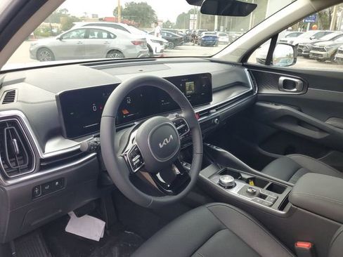 New 2025 Kia Sorento EX image 7