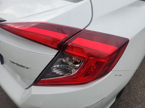 Used 2020 Honda Civic Sport image 14