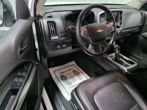 Used 2022 Chevrolet Colorado LT w/ Luxury Package AWD/4WD image 6