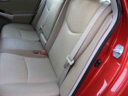 Used 2014 Toyota Prius Four FWD image 13