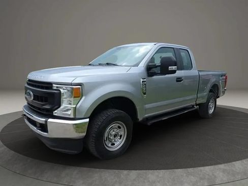 Used 2020 Ford F250 XL w/ Power Equipment Group AWD/4WD image 3