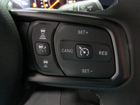 New 2026 Jeep Gladiator Sport AWD/4WD image 22