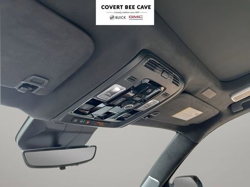 Used 2026 Cadillac Escalade Platinum Sport w/ LPO, Floor Liner Package image 43