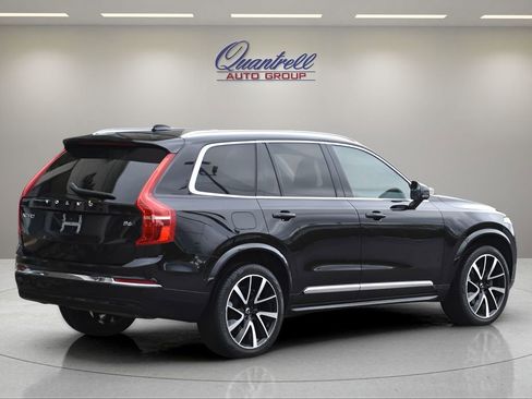 Used 2023 Volvo XC90 B6 Plus AWD/4WD image 4