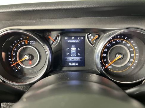 Used 2022 Jeep Wrangler Unlimited Sport AWD/4WD image 23