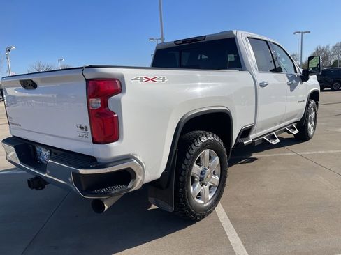 Used 2022 Chevrolet Silverado 3500 LTZ w/ LTZ Convenience Package image 3