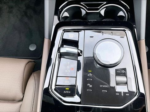 New 2026 BMW 530i w/ M Sport Package RWD image 19
