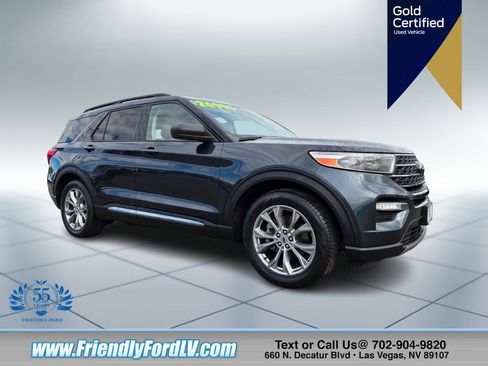 Certified 2022 Ford Explorer XLT w/ Equipment Group 202A image 1