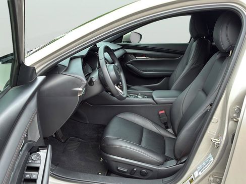 Used 2025 MAZDA MAZDA3 s FWD image 13