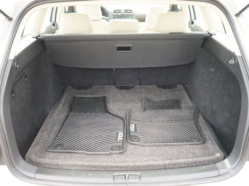 Used 2011 Volkswagen Jetta TDI FWD image 10