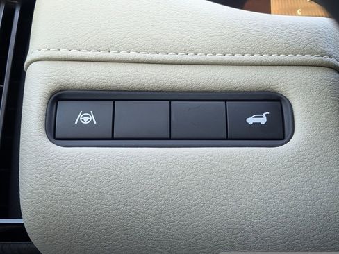 New 2026 Nissan Armada Platinum image 23