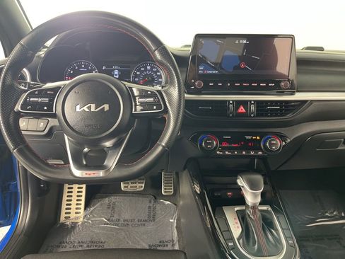 Used 2022 Kia Forte GT w/ GT Technology Package FWD image 18