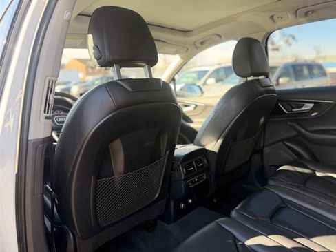 Used 2018 Audi Q7 3.0T Premium Plus image 18