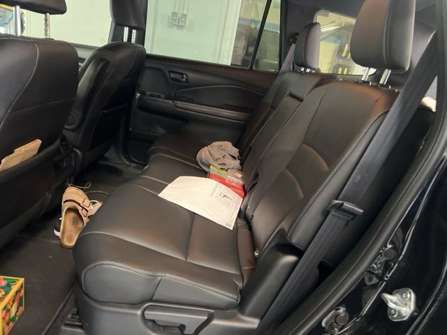 Used 2022 Honda Passport EX-L image 6