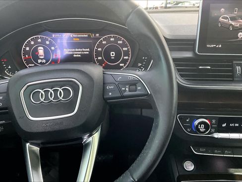 Used 2019 Audi Q5 2.0T Premium Plus w/ Premium Plus Package AWD/4WD image 25
