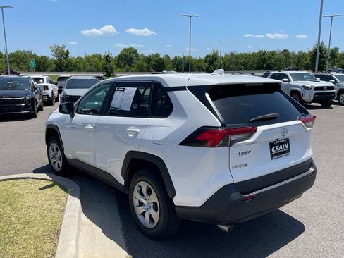 Used 2023 Toyota RAV4 LE FWD image 5