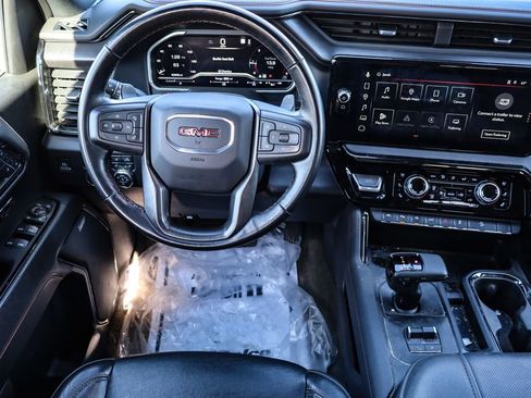 Certified 2023 GMC Sierra 1500 AT4 w/ AT4 Preferred Package image 31