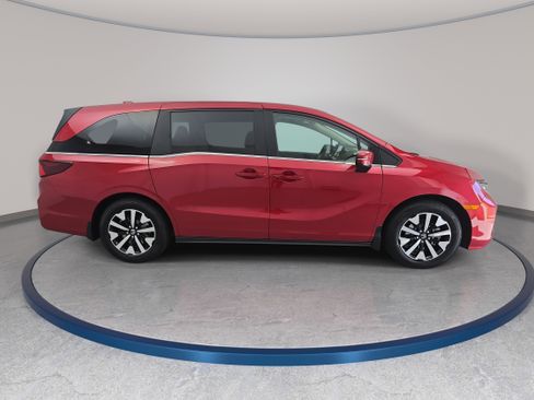 New 2026 Honda Odyssey EX-L image 4
