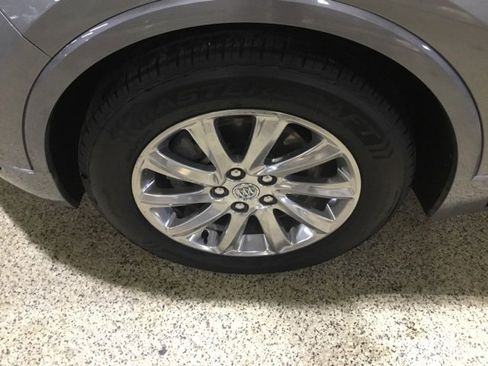Used 2019 Buick Envision Essence image 10