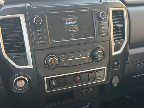 Used 2019 Nissan Titan S w/ S Utility Package image 10