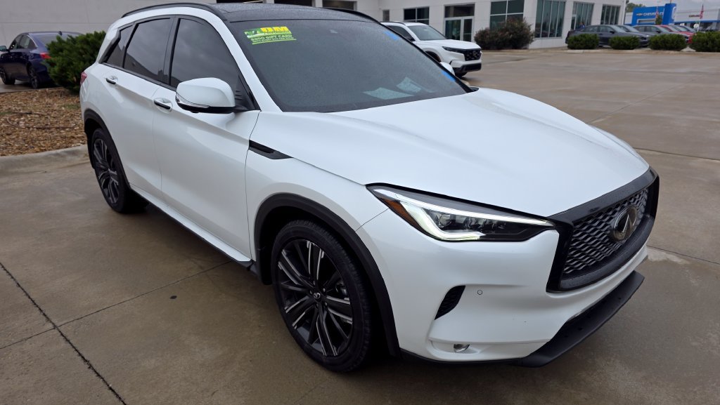 Used 2023 INFINITI QX50 Sensory AWD/4WD image 7