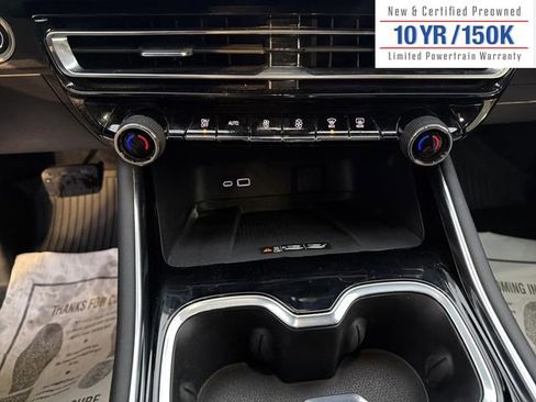 Certified 2025 Chevrolet Traverse LT image 22