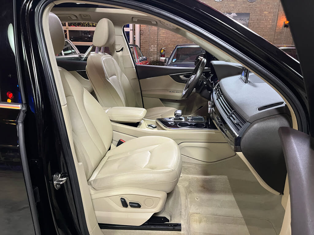 Used 2018 Audi Q7 3.0T Premium Plus AWD/4WD image 27