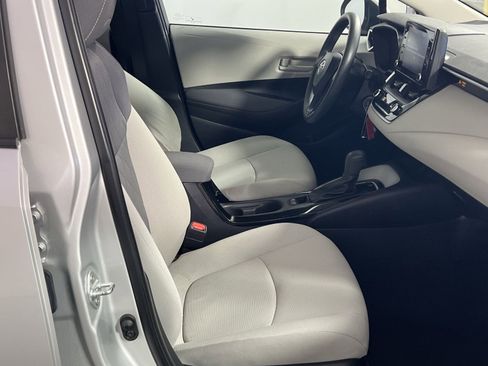 Used 2022 Toyota Corolla LE image 28