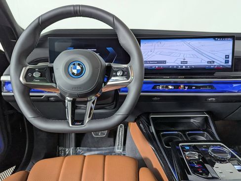 Used 2026 BMW i7 xDrive60 w/ Executive Package AWD/4WD image 23
