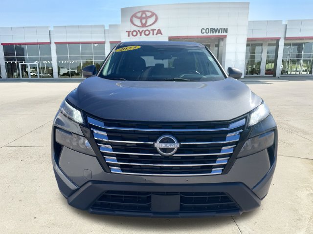 Used 2024 Nissan Rogue SV AWD/4WD image 8