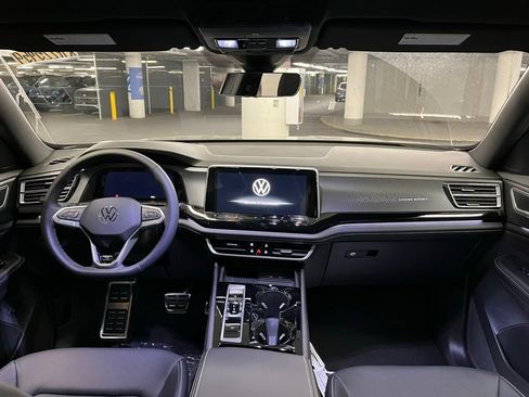 New 2026 Volkswagen Atlas Cross Sport SEL R-Line AWD/4WD image 10