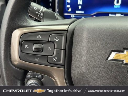 Used 2022 Chevrolet Silverado 1500 High Country w/ High Country Premium Package image 15