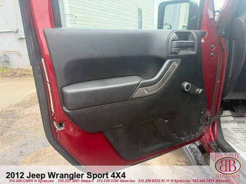 Used 2012 Jeep Wrangler Sport AWD/4WD image 9