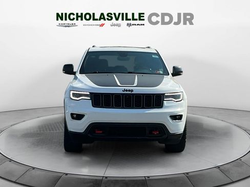 Used 2018 Jeep Grand Cherokee Trailhawk w/ Trailhawk Luxury Group AWD/4WD image 8