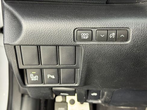 Used 2015 Lexus RC 350 image 18