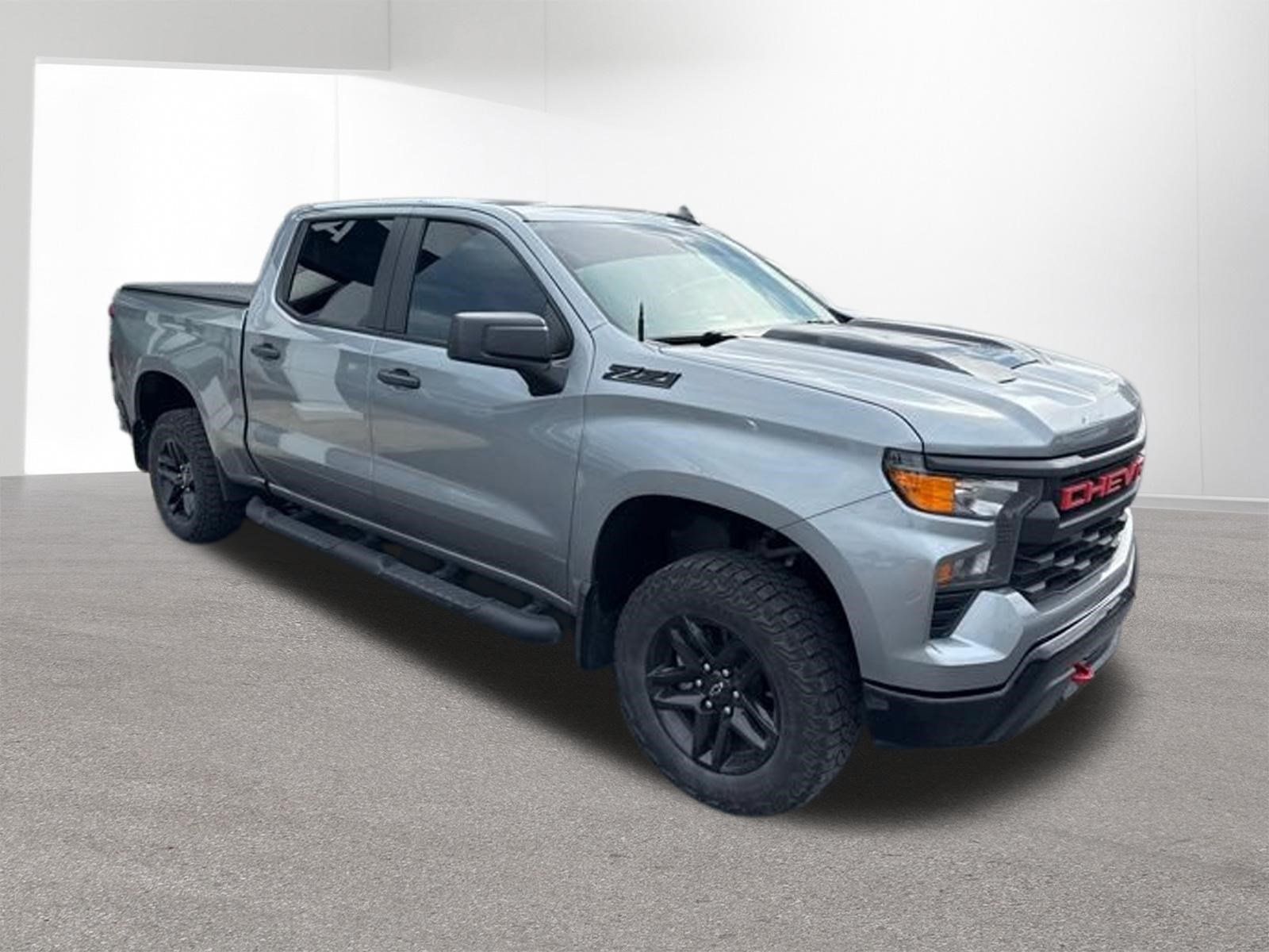 Used 2024 Chevrolet Silverado 1500 Custom Trail Boss w/ LPO, Dark Essentials Package AWD/4WD image 29