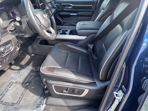 Used 2023 RAM 1500 Laramie AWD/4WD image 10