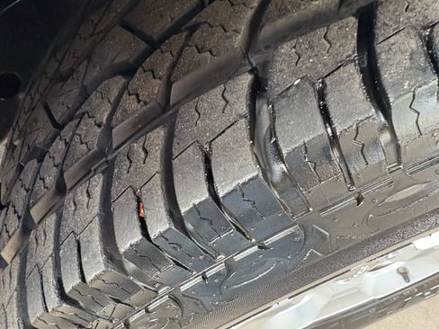 Used 2015 Jeep Wrangler Unlimited Sahara image 29