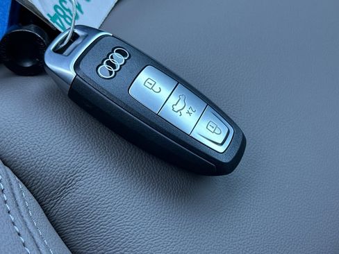 New 2026 Audi Q3 quattro 2.0T image 25