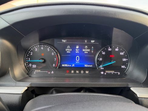 Used 2020 Ford Explorer XLT w/ Equipment Group 202A RWD image 21