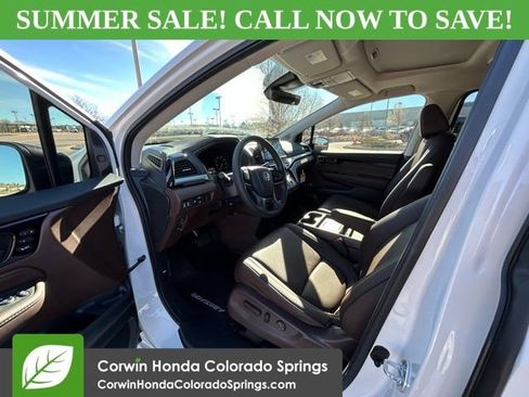 New 2026 Honda Odyssey Touring image 14