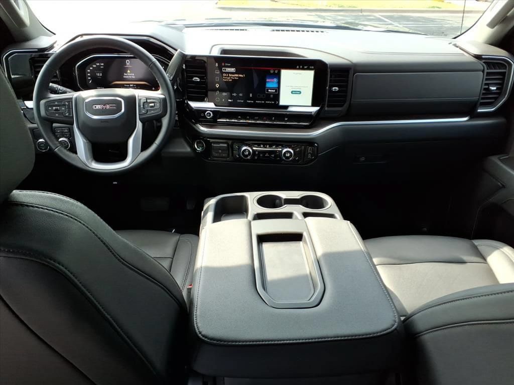 Used 2026 GMC Sierra 1500 SLT RWD image 25
