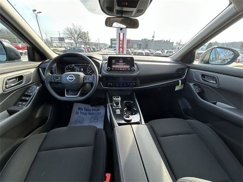 Certified 2025 Nissan Rogue S image 12