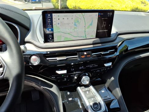 Certified 2026 Acura MDX SH-AWD w/ Advance Package image 13