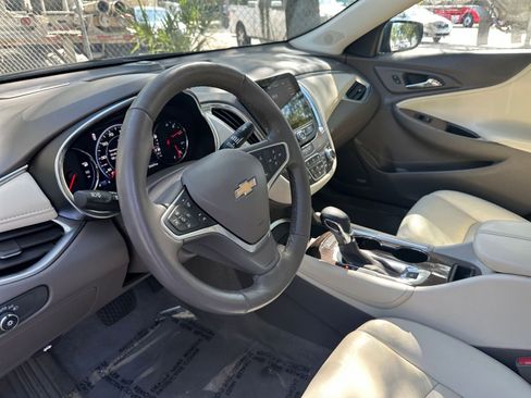 Used 2024 Chevrolet Malibu LT image 28