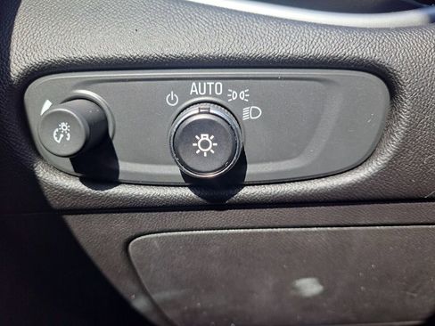 Used 2024 Chevrolet Malibu LT image 16