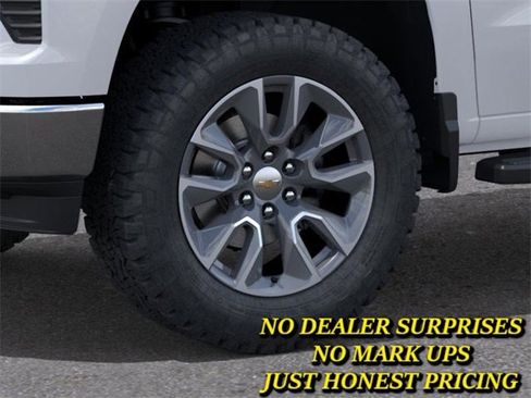 New 2026 Chevrolet Silverado 1500 LT image 9